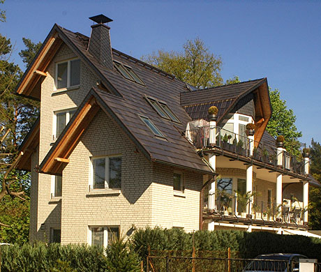 Bild: Dauerhaft vor Regen, Hitze, Kälte und Lärm geschützt.