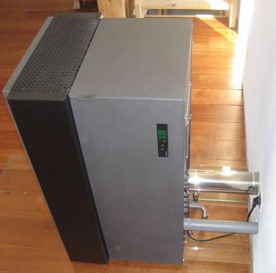 BAU.DE / BAU-Forum: 1. Bild zu Frage "Scheibe Pelletsofen wird direkt schwarz" im BAU-Forum "Nutzung alternativer Energieformen" BAU.DE / BAU-Forum: 1. Bild zu Frage "Scheibe Pelletsofen wird direkt schwarz" im BAU-Forum "Nutzung alternativer Energieformen"