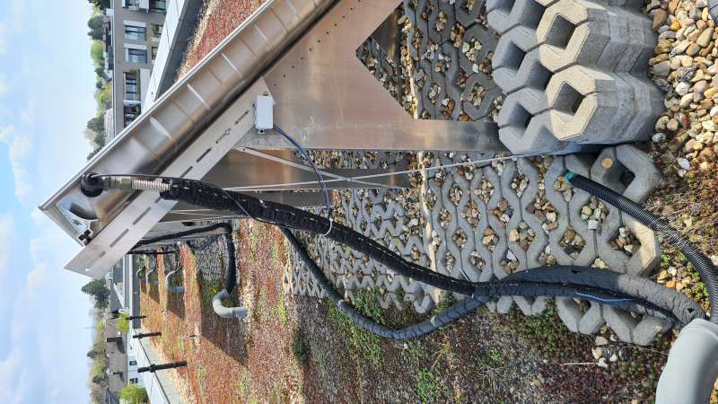 BAU.DE / BAU-Forum: 1. Bild zu Frage "PV-Anlage auf begrüntem Flachdach" im BAU-Forum "Nutzung alternativer Energieformen" BAU.DE / BAU-Forum: 1. Bild zu Frage "PV-Anlage auf begrüntem Flachdach" im BAU-Forum "Nutzung alternativer Energieformen"