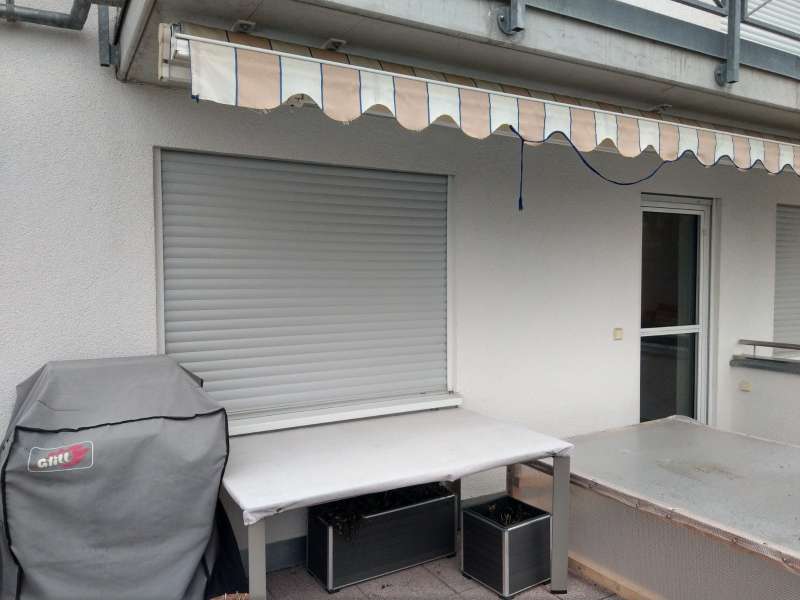 BAU.DE / BAU-Forum: 1. Bild zu Frage "Fußbodentiefe Fenster nachrüsten: Kosten, Einbau & Genehmigungspflicht?" im BAU-Forum "Architekt / Architektur" BAU.DE / BAU-Forum: 1. Bild zu Frage "Fußbodentiefe Fenster nachrüsten: Kosten, Einbau & Genehmigungspflicht?" im BAU-Forum "Architekt / Architektur"