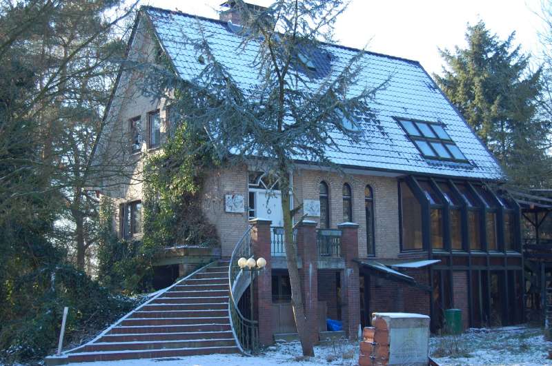 BAU.DE / BAU-Forum: 1. Bild zu Frage "Alte Klinkerfassade sanieren: Kosten, Möglichkeiten & Risiken bei Verblendern?" im BAU-Forum "Außenwände und Fassaden" BAU.DE / BAU-Forum: 1. Bild zu Frage "Alte Klinkerfassade sanieren: Kosten, Möglichkeiten & Risiken bei Verblendern?" im BAU-Forum "Außenwände und Fassaden"