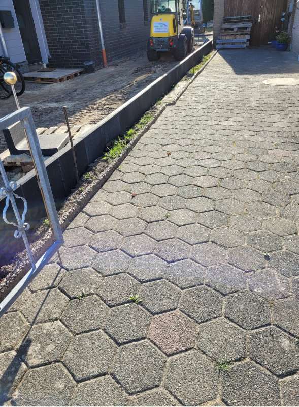 BAU.DE / BAU-Forum: 3. Bild zu Antwort "Grundstückserhöhung: Wahl zwischen Winkelstützen & DIN 18533" auf die Frage "Grundstückserhöhung Nachbar: Garagenwand als Stütze? Rechte, Pflichten & Schutz vor Schäden?" im BAU-Forum "Außenwände und Fassaden" BAU.DE / BAU-Forum: 3. Bild zu Antwort "Grundstückserhöhung: Wahl zwischen Winkelstützen & DIN 18533" auf die Frage "Grundstückserhöhung Nachbar: Garagenwand als Stütze? Rechte, Pflichten & Schutz vor Schäden?" im BAU-Forum "Außenwände und Fassaden"