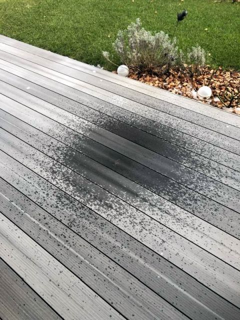 BAU.DE / BAU-Forum: 1. Bild zu Frage "Balkon tropft auf Terrasse: Ursachen, Lösungen & Rechte bei Wasserschäden?" im BAU-Forum "Balkon und Terrasse" BAU.DE / BAU-Forum: 1. Bild zu Frage "Balkon tropft auf Terrasse: Ursachen, Lösungen & Rechte bei Wasserschäden?" im BAU-Forum "Balkon und Terrasse"