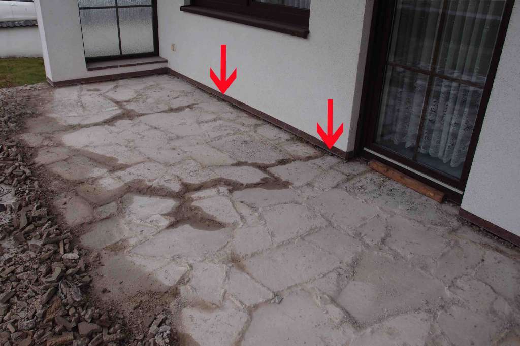 BAU.DE / BAU-Forum: 2. Bild zu Frage "Terrassenabdichtung erneuern: Kosten, Materialien & Anleitung für ebene Flächen?" im BAU-Forum "Balkon und Terrasse" BAU.DE / BAU-Forum: 2. Bild zu Frage "Terrassenabdichtung erneuern: Kosten, Materialien & Anleitung für ebene Flächen?" im BAU-Forum "Balkon und Terrasse"