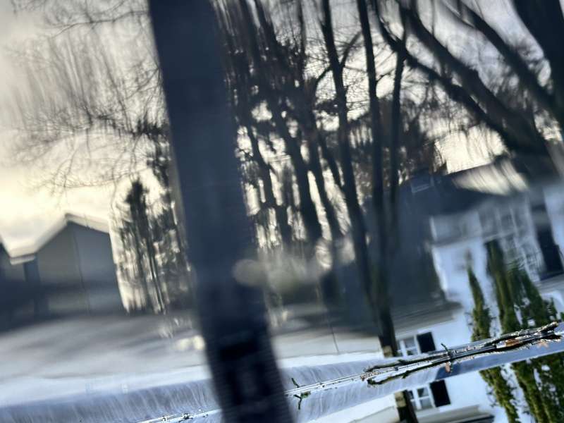 BAU.DE / BAU-Forum: 2. Bild zu Frage "Flachdach auf dem Gartenhaus mangelhaft?" im BAU-Forum "Dach" BAU.DE / BAU-Forum: 2. Bild zu Frage "Flachdach auf dem Gartenhaus mangelhaft?" im BAU-Forum "Dach"