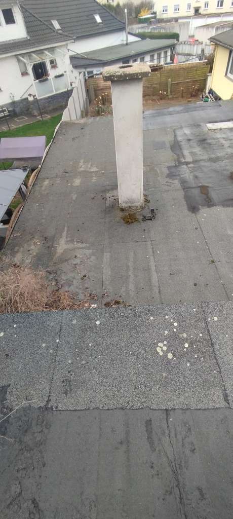 BAU.DE / BAU-Forum: 2. Bild zu Frage "Flachdach neu abdichten" im BAU-Forum "Dach" BAU.DE / BAU-Forum: 2. Bild zu Frage "Flachdach neu abdichten" im BAU-Forum "Dach"