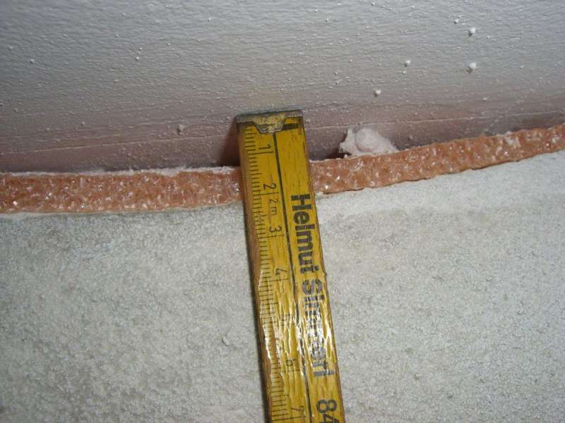 BAU.DE / BAU-Forum: 2. Bild zu Frage "Estrich Lücken zum Randdämmstreifen: Sind 2 cm Abstand ein Problem für Parkett?" im BAU-Forum "Estrich und Bodenbeläge" BAU.DE / BAU-Forum: 2. Bild zu Frage "Estrich Lücken zum Randdämmstreifen: Sind 2 cm Abstand ein Problem für Parkett?" im BAU-Forum "Estrich und Bodenbeläge"