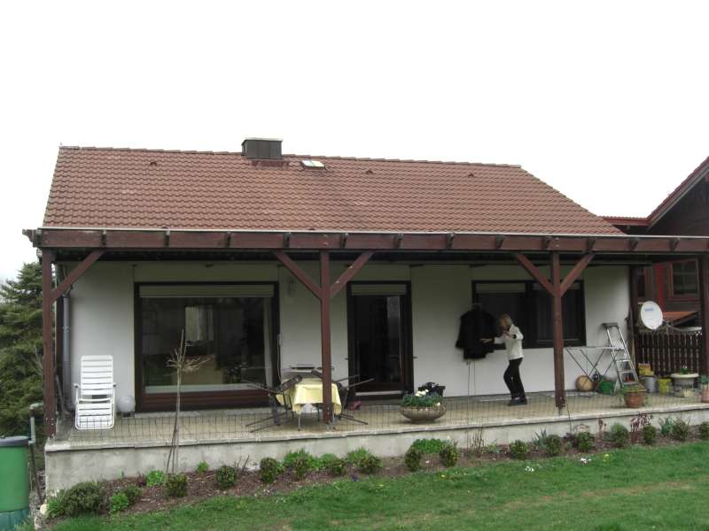 BAU.DE / BAU-Forum: 2. Bild zu Frage "Modriger Geruch im Streif Fertighaus (Bj. 1976): Sanierung sinnvoll? Ursachen & Lösungen" im BAU-Forum "Fertighaus" BAU.DE / BAU-Forum: 2. Bild zu Frage "Modriger Geruch im Streif Fertighaus (Bj. 1976): Sanierung sinnvoll? Ursachen & Lösungen" im BAU-Forum "Fertighaus"