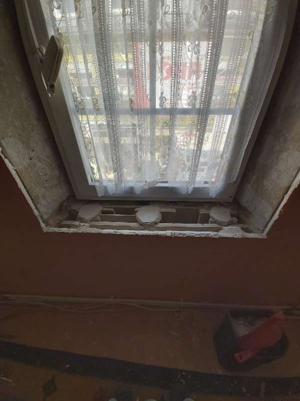 BAU.DE / BAU-Forum: 1. Bild zu Frage "Fensternische zumauern: Ytong oder Dämmung? Tragfähigkeit, Kosten & Risiken" im BAU-Forum "Innenwände" BAU.DE / BAU-Forum: 1. Bild zu Frage "Fensternische zumauern: Ytong oder Dämmung? Tragfähigkeit, Kosten & Risiken" im BAU-Forum "Innenwände"