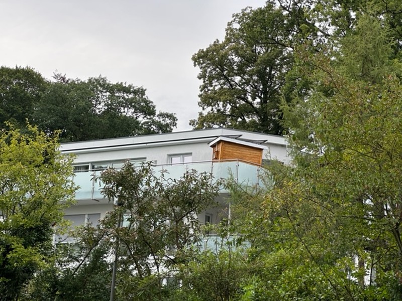 BAU.DE / BAU-Forum: 3. Bild zu Frage "Terrassenaufbau Staffelgeschoss: Sauna, Schuppen & Solarpanele – Was ist erlaubt?" im BAU-Forum "Normen, Vorschriften, Verordnungen etc." BAU.DE / BAU-Forum: 3. Bild zu Frage "Terrassenaufbau Staffelgeschoss: Sauna, Schuppen & Solarpanele – Was ist erlaubt?" im BAU-Forum "Normen, Vorschriften, Verordnungen etc."