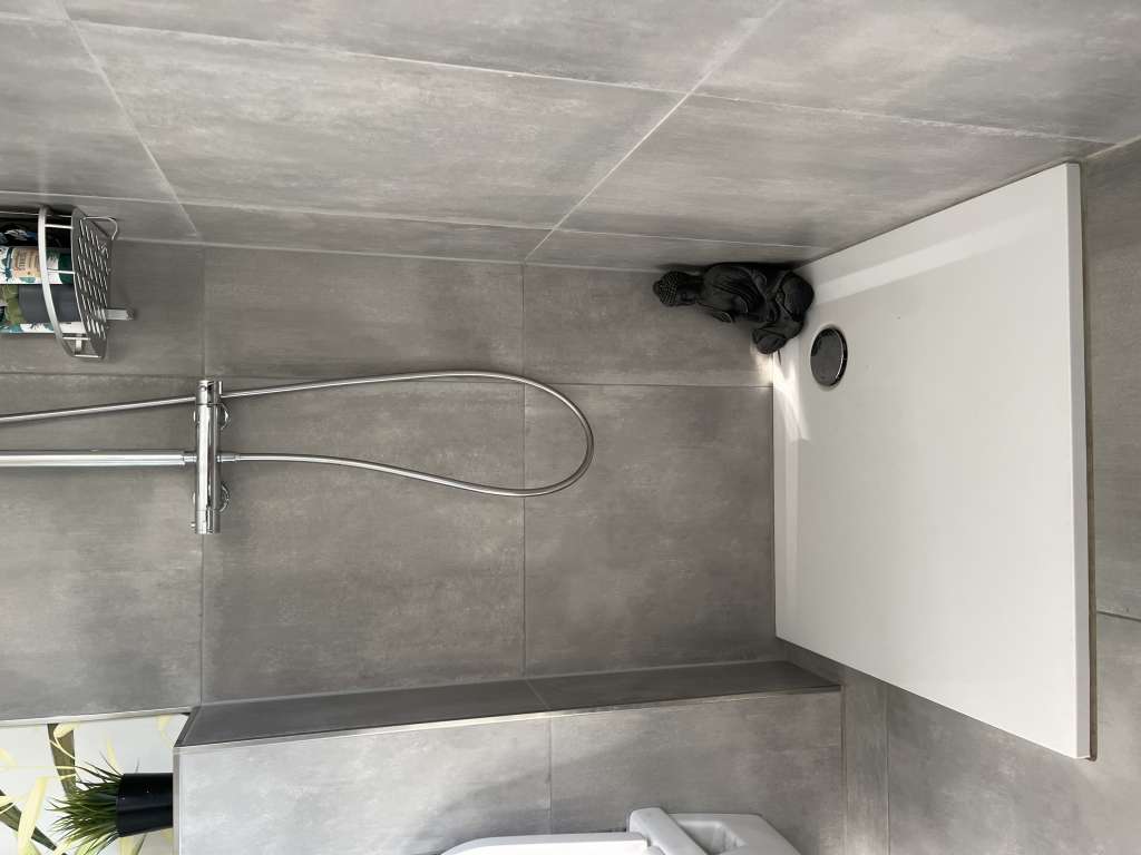 BAU.DE / BAU-Forum: 1. Bild zu Frage "Größe der Duschkabine ermitteln" im BAU-Forum "Sanitär, Bad, Dusche, WC" BAU.DE / BAU-Forum: 1. Bild zu Frage "Größe der Duschkabine ermitteln" im BAU-Forum "Sanitär, Bad, Dusche, WC"