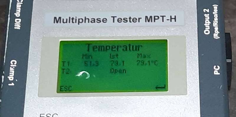 BAU.DE / BAU-Forum: 2. Bild zu Frage "Gibt es eine Norm für max. zulässige Temperatur an Kochfeld-Umrandungen" im BAU-Forum "Wohnen und Einrichten" BAU.DE / BAU-Forum: 2. Bild zu Frage "Gibt es eine Norm für max. zulässige Temperatur an Kochfeld-Umrandungen" im BAU-Forum "Wohnen und Einrichten"