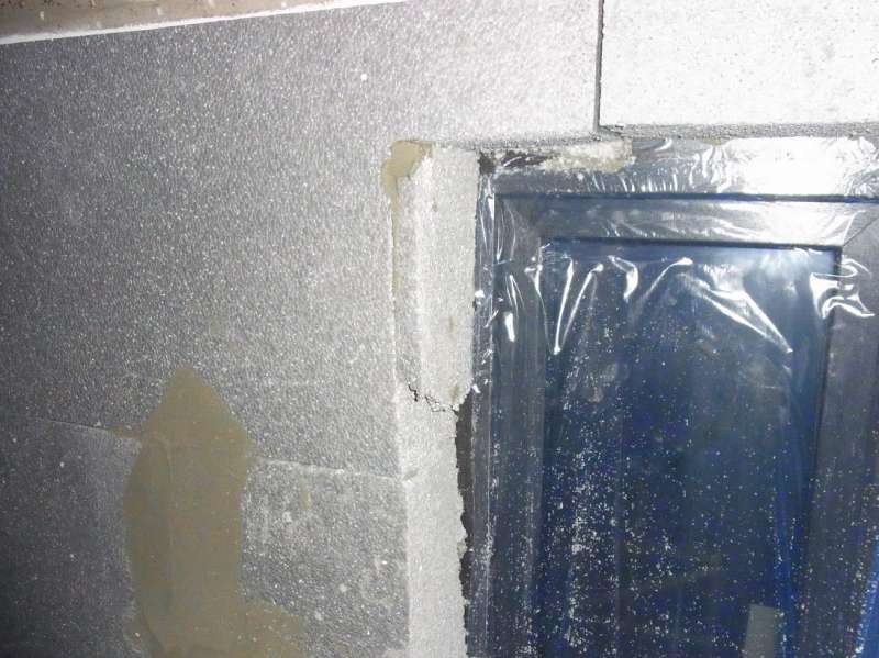 BAU.DE / BAU-Forum: 3. Bild zu Frage "Fassadendämmung mangelhaft: Rechte, Vorgehen & Kosten bei Pfusch am Bau?" im BAU-Forum "Außenwände und Fassaden" BAU.DE / BAU-Forum: 3. Bild zu Frage "Fassadendämmung mangelhaft: Rechte, Vorgehen & Kosten bei Pfusch am Bau?" im BAU-Forum "Außenwände und Fassaden"