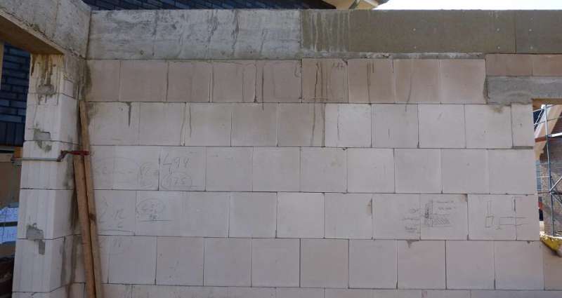 BAU.DE / BAU-Forum: 1. Bild zu Antwort "Mauerwerk Stabilisierung: Erforderlichkeit & Positionierung" auf die Frage "Mauerwerk stabilisieren: Ursachen, Methoden & Kosten für nachträgliche Stabilisierung?" im BAU-Forum "Außenwände und Fassaden" BAU.DE / BAU-Forum: 1. Bild zu Antwort "Mauerwerk Stabilisierung: Erforderlichkeit & Positionierung" auf die Frage "Mauerwerk stabilisieren: Ursachen, Methoden & Kosten für nachträgliche Stabilisierung?" im BAU-Forum "Außenwände und Fassaden"