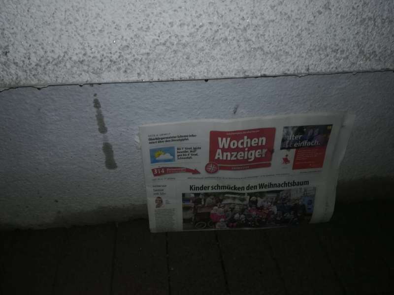 BAU.DE / BAU-Forum: 3. Bild zu Antwort "KS-Stein & Wasserlauf: Schadensbild seit Baubeginn" auf die Frage "Nasse Fassade & Rinnsal am Kellersockel: Ursachen, Sanierung & Kosten?" im BAU-Forum "Außenwände und Fassaden" BAU.DE / BAU-Forum: 3. Bild zu Antwort "KS-Stein & Wasserlauf: Schadensbild seit Baubeginn" auf die Frage "Nasse Fassade & Rinnsal am Kellersockel: Ursachen, Sanierung & Kosten?" im BAU-Forum "Außenwände und Fassaden"