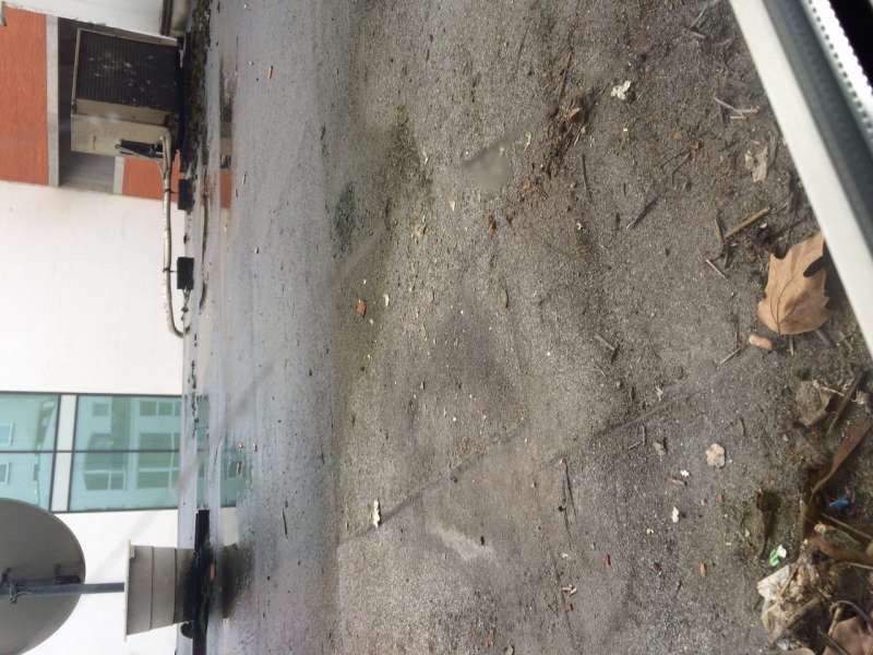 BAU.DE / BAU-Forum: 1. Bild zu Frage "Dachterrasse bauen: Kosten, Genehmigung, Aufbau & Materialien für Beton-Vordach?" im BAU-Forum "Balkon und Terrasse" BAU.DE / BAU-Forum: 1. Bild zu Frage "Dachterrasse bauen: Kosten, Genehmigung, Aufbau & Materialien für Beton-Vordach?" im BAU-Forum "Balkon und Terrasse"