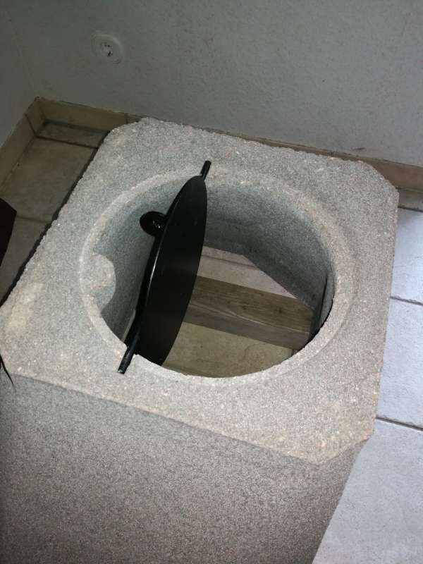 BAU.DE / BAU-Forum: 1. Bild zu Frage "Rauchrohranschluss offener Kamin: Korrekte Installation, Durchmesser & Dichtigkeit prüfen" im BAU-Forum "Kamin und Kachelofen" BAU.DE / BAU-Forum: 1. Bild zu Frage "Rauchrohranschluss offener Kamin: Korrekte Installation, Durchmesser & Dichtigkeit prüfen" im BAU-Forum "Kamin und Kachelofen"