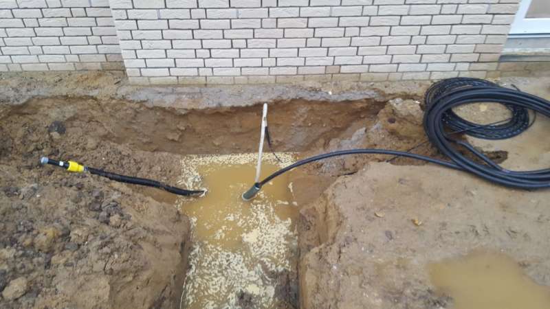 BAU.DE / BAU-Forum: 2. Bild zu Frage "BPL Aussparung verschließen: Welche Materialien & Methoden sind geeignet?" im BAU-Forum "Keller" BAU.DE / BAU-Forum: 2. Bild zu Frage "BPL Aussparung verschließen: Welche Materialien & Methoden sind geeignet?" im BAU-Forum "Keller"