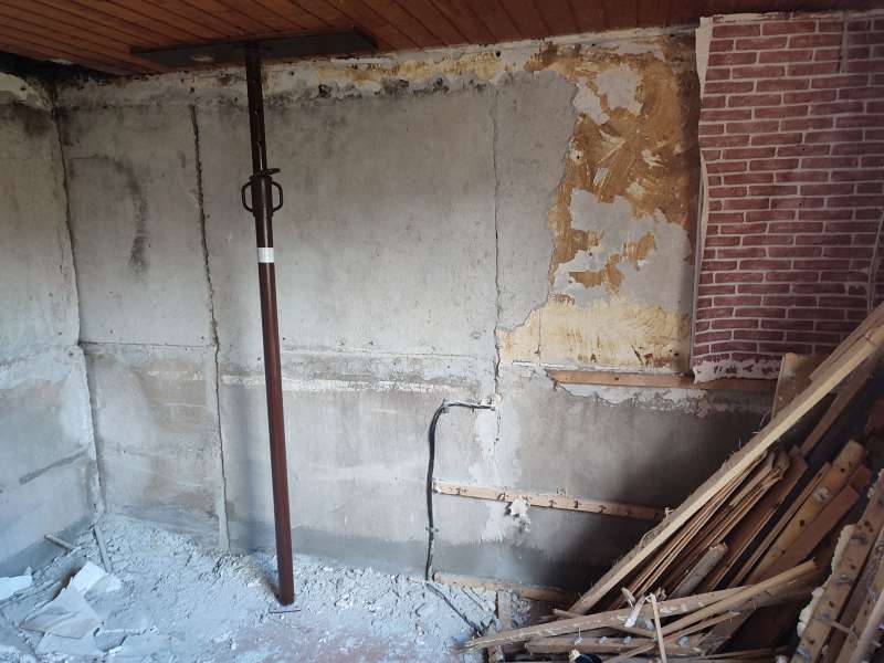 BAU.DE / BAU-Forum: 1. Bild zu Frage "Betonblöcke Spalten verfugen" im Forum "Keller" BAU.DE / BAU-Forum: 1. Bild zu Frage "Betonblöcke Spalten verfugen" im Forum "Keller"