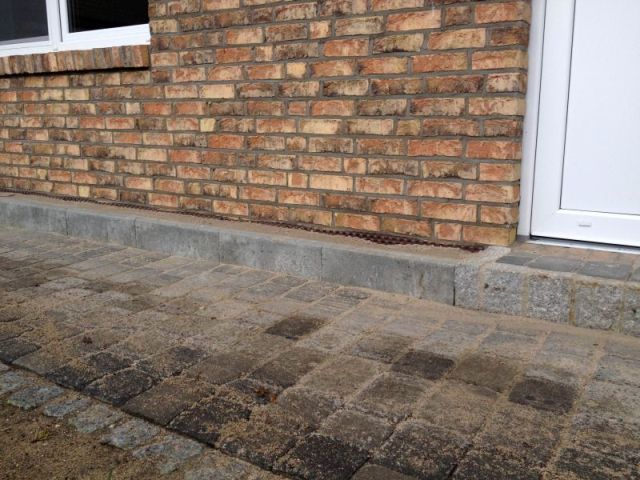 BAU.DE / BAU-Forum: 4. Bild zu Frage "Pflasterarbeiten Auffahrt & Kiesumrandung: Fachgerechte Ausführung, Risiken & Kosten?" im BAU-Forum "Tiefbau und Spezialtiefbau" BAU.DE / BAU-Forum: 4. Bild zu Frage "Pflasterarbeiten Auffahrt & Kiesumrandung: Fachgerechte Ausführung, Risiken & Kosten?" im BAU-Forum "Tiefbau und Spezialtiefbau"