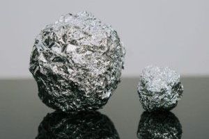 Aluminium ist ein Leichtmetall, das in vielen verschiedenen Anwendungen eingesetzt wird. Aluminium ist ein Leichtmetall, das in vielen verschiedenen Anwendungen eingesetzt wird.