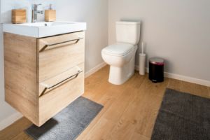 Die Revolution der Bodengestaltung: Warum Fliesen in Holzoptik moderne Wohnträume wahr werden lassen - Bild: Filios Sazeides / Unsplash Die Revolution der Bodengestaltung: Warum Fliesen in Holzoptik moderne Wohnträume wahr werden lassen - Bild: Filios Sazeides / Unsplash