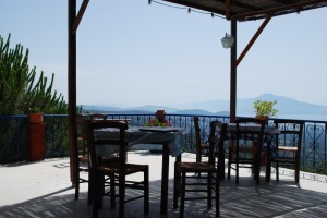Terrassengestaltung mit Weitblick: So entsteht ein Außenbereich, der wirklich genutzt wird - Bild: Beate / Pixabay Terrassengestaltung mit Weitblick: So entsteht ein Außenbereich, der wirklich genutzt wird - Bild: Beate / Pixabay