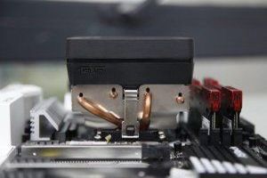 WRG steht für Wärmerückgewinnung und beschreibt den Vorgang, bei dem die in der Abluft enthaltene Wärmeenergie genutzt wird, um die Zuluft zu erwärmen. WRG steht für Wärmerückgewinnung und beschreibt den Vorgang, bei dem die in der Abluft enthaltene Wärmeenergie genutzt wird, um die Zuluft zu erwärmen.