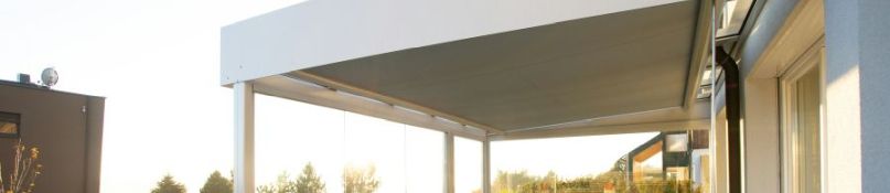 Multifunktionale Überdachungssysteme: Carport und Terrasse kombinieren Multifunktionale Überdachungssysteme: Carport und Terrasse kombinieren